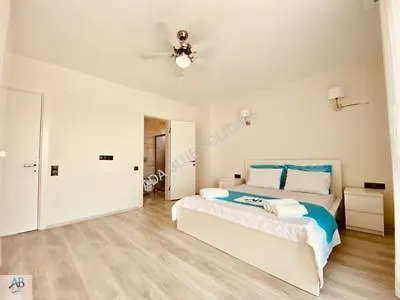 Kusadasinda Muhtesem Havuzlu Villa Miray A3 0*, Kusadasi Turkey